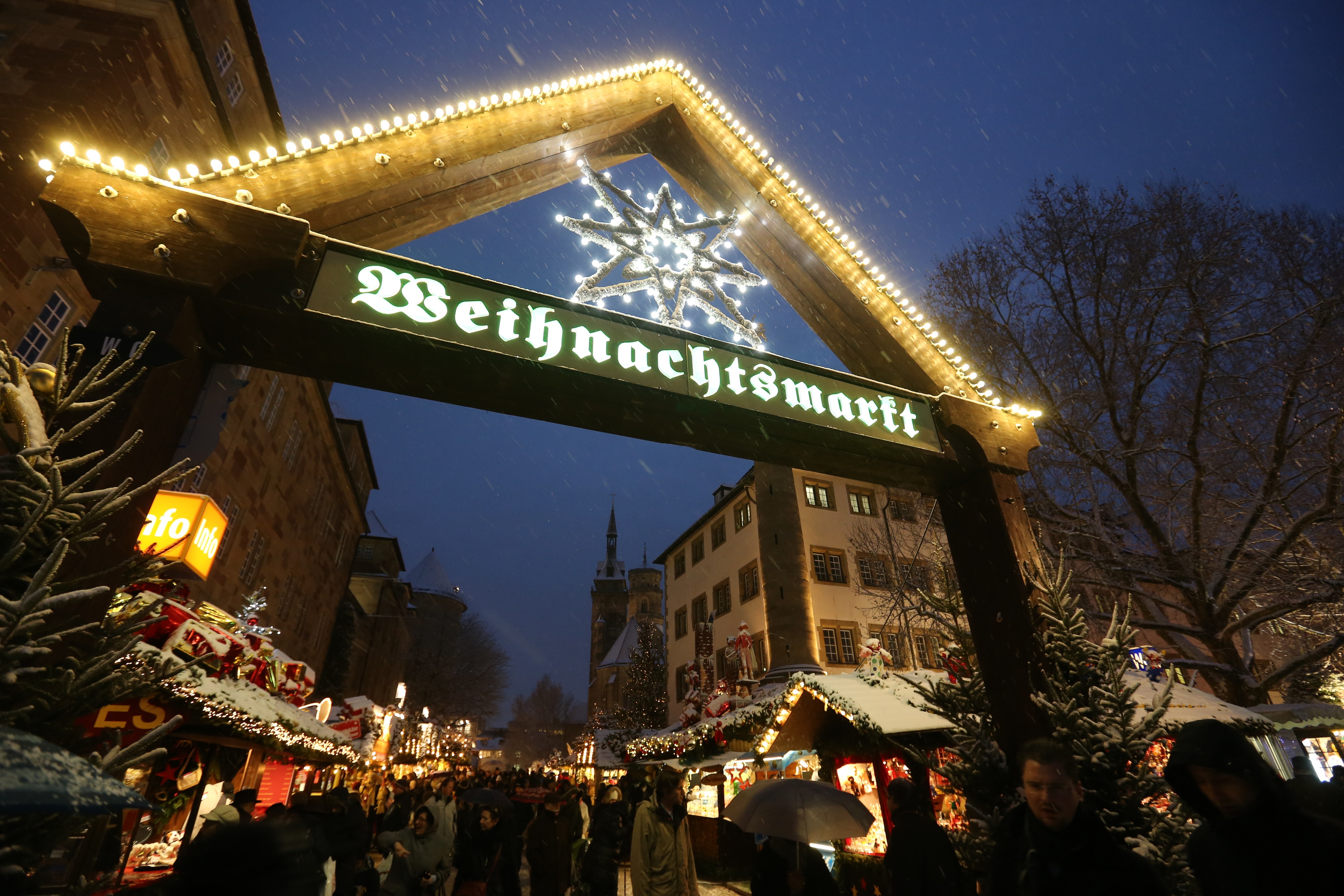 Press: Stuttgarter Weihnachtsmarkt 24.11. - 30.12.2021